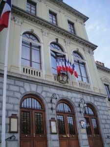 A city building of some type, very regal looking.