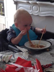 Ladies, he can use chopsticks.